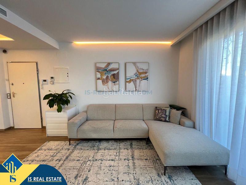 Foto 647edec1-5a29-454c-af33-92fd61b909a8. Chalet villa con piscina privada, alicante, . 3 habitaciones | 140 m² | a 500 metros del mar en Torrevieja