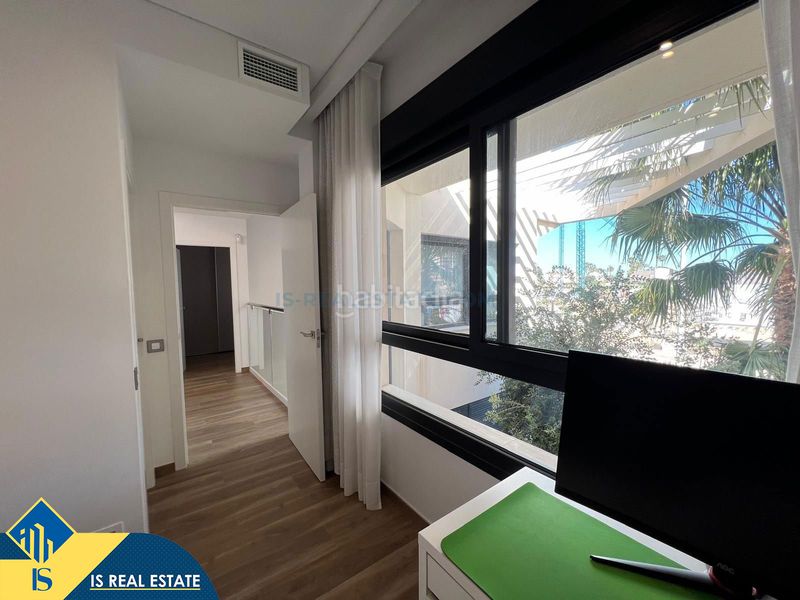 Foto 9119e6a0-d40e-43f1-b7c6-07a804af640a. Chalet villa con piscina privada, alicante, . 3 habitaciones | 140 m² | a 500 metros del mar en Torrevieja