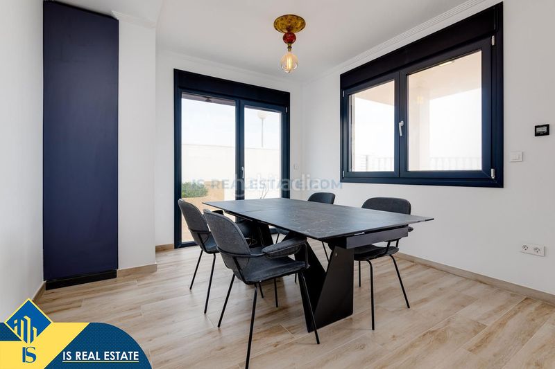 Foto 3a72f366-6f28-4360-8118-28839705b4fe. Chalet mit heizung parking pool in Cabo Cervera Torrevieja