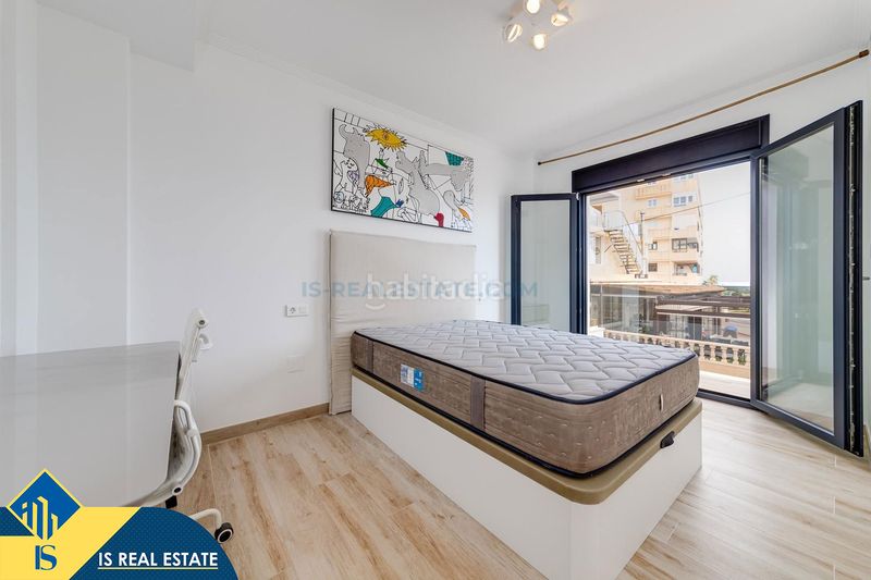 Foto ad4ed7db-7b45-4650-9987-5127efb21d63. Chalet mit heizung parking pool in Cabo Cervera Torrevieja