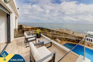 Xalet a Cabo Cervera. Villa con piscina privada, alicante, torrevieja. 4 habitaciones