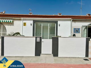 Casa a Zona Carrefour - Urbanizaciones. Bungalow reformado con terraza, en la provincia de alicante, en
