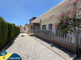 Xalet a Doña Pepa. Villa con piscina comunitaria, alicante, rojales, ciudad quesada