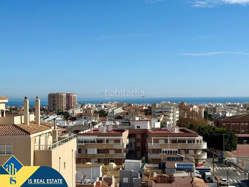 Foto 5ae60aec-34f8-4e3b-ad9f-8286392e8069. Dúplex amb calefacció aparcament a Antonio Machado Torrevieja