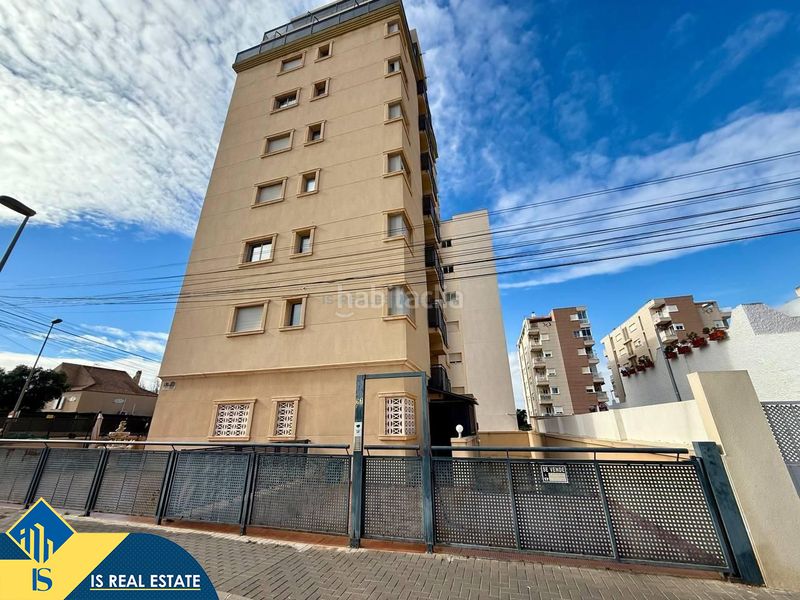 Foto fc03a5d8-f6d8-4f16-a780-39f8a76ca07d. Dúplex amb calefacció aparcament a Antonio Machado Torrevieja