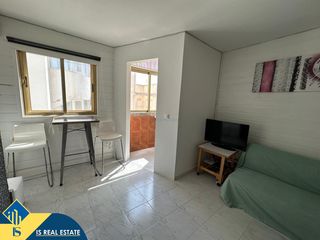 Estudi a Zona Playa del Cura. Estudio con piscina comunitaria en venta, provincia de alicante,