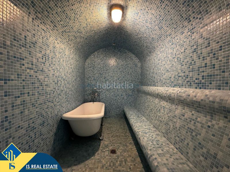 Foto 1cf130ae-c951-449b-b856-d19dc17c8190. Xalet amb xemeneia calefacció piscina a Campoamor Orihuela
