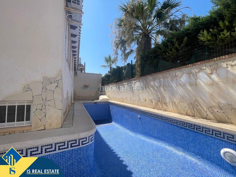 Foto 19386f44-37b3-48f1-a227-21b9441f0d51. Chalet mit heizung pool in Cañada del Molino Torrevieja