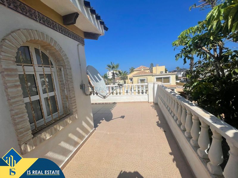Foto b83d27ab-c511-4882-9541-19f12cd2b119. Chalet mit heizung pool in Cañada del Molino Torrevieja
