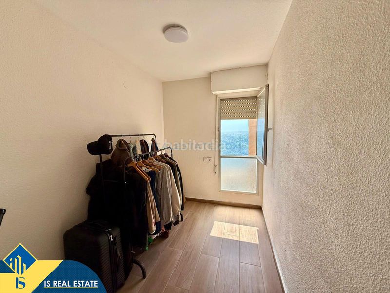 Foto 2d009ae4-e7c4-4e76-a303-f469b5e8393f. Apartament amb calefacció a Zona Playa de los Locos Torrevieja