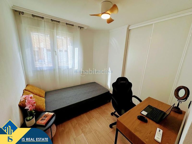 Foto 68ba1a99-c15d-4d86-90fb-55189276e522. Apartament amb calefacció a El Acequión Torrevieja