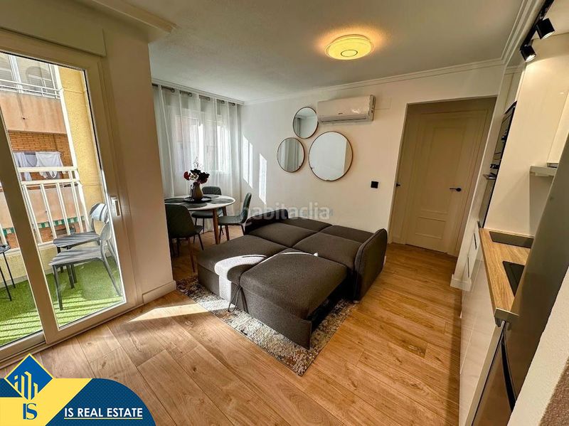 Foto ad017973-a5ec-498e-8057-865f15bbb126. Apartament amb calefacció a El Acequión Torrevieja