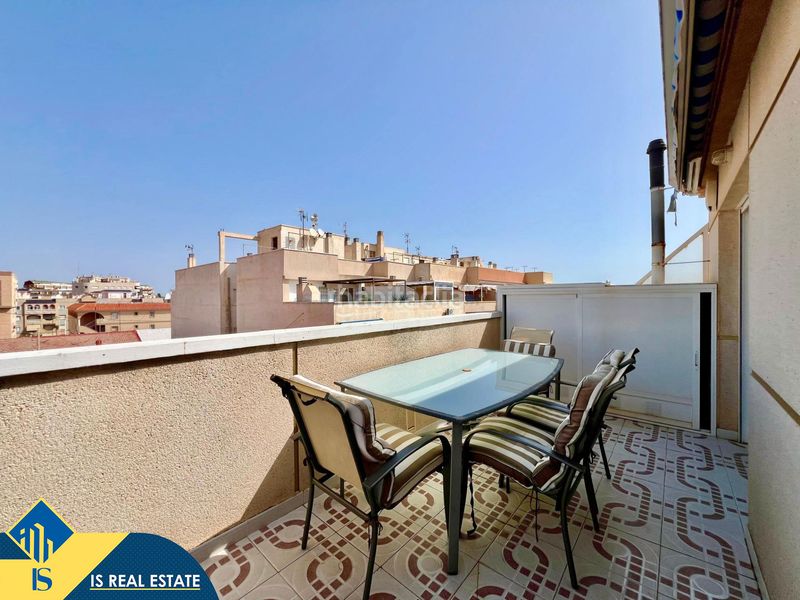Foto dda1f755-80df-4b27-bfe3-99c19cad2297. Àtic amb calefacció aparcament a Gaspar Perelló Torrevieja