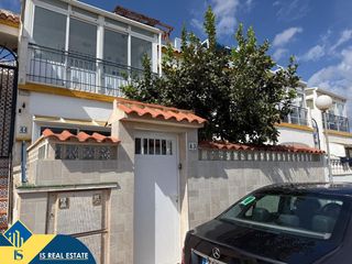 Maison à Zona Carrefour - Urbanizaciones