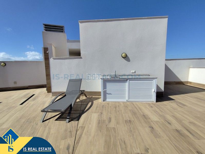 Foto 02fe0f0f-1db8-4136-9faf-649ccfe68ec5. Ático  con piscina comunitaria, en la provincia de alicante, en la ciudad de orihuela costa. 3 habitaciones | 92 m² | a 5,5 kilómet en San Miguel de Salinas