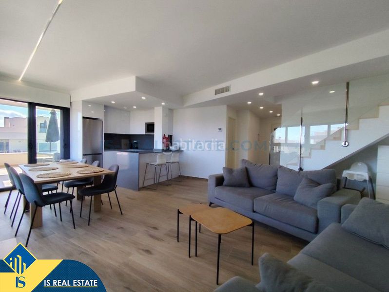 Foto 092a4954-4df2-4a73-bfe2-4b5ed5c6aa13. Ático  con piscina comunitaria, en la provincia de alicante, en la ciudad de orihuela costa. 3 habitaciones | 92 m² | a 5,5 kilómet en San Miguel de Salinas