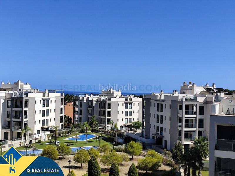 Foto 14381928-0863-4ad8-92d3-aa22777fd79a. Ático  con piscina comunitaria, en la provincia de alicante, en la ciudad de orihuela costa. 3 habitaciones | 92 m² | a 5,5 kilómet en San Miguel de Salinas