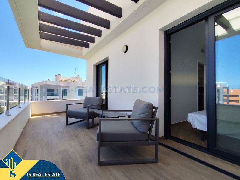 Foto 4012c6c5-1713-4c1d-8241-d06df5658fa7. Ático  con piscina comunitaria, en la provincia de alicante, en la ciudad de orihuela costa. 3 habitaciones | 92 m² | a 5,5 kilómet en San Miguel de Salinas