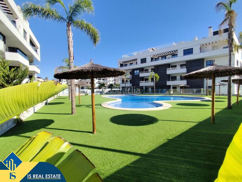 Foto 6883621d-e451-4b58-80e5-50723cc2f6a7. Ático  con piscina comunitaria, en la provincia de alicante, en la ciudad de orihuela costa. 3 habitaciones | 92 m² | a 5,5 kilómet en San Miguel de Salinas
