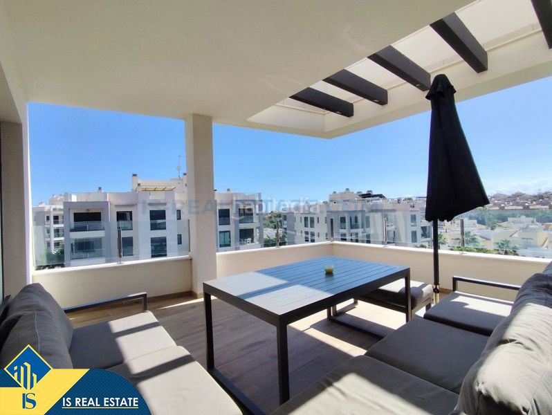 Foto 8767c0c6-b01d-4af0-b333-2a717f51e6c2. Ático  con piscina comunitaria, en la provincia de alicante, en la ciudad de orihuela costa. 3 habitaciones | 92 m² | a 5,5 kilómet en San Miguel de Salinas