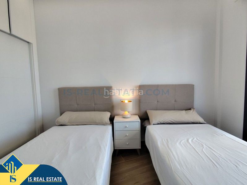 Foto c2c5f94a-9b2c-49b5-b4bb-548d5575d451. Ático  con piscina comunitaria, en la provincia de alicante, en la ciudad de orihuela costa. 3 habitaciones | 92 m² | a 5,5 kilómet en San Miguel de Salinas