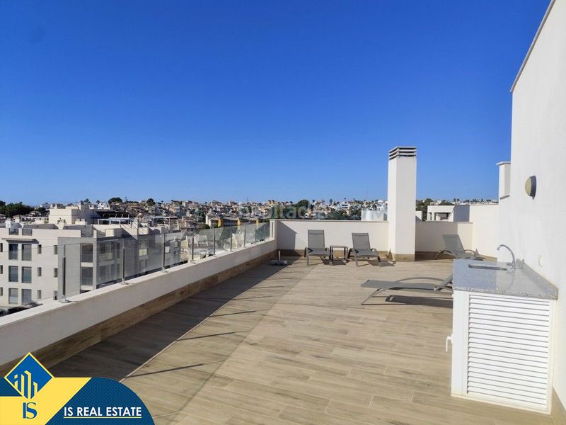 Foto dfa52676-dd43-43cb-8a88-e9fefe6458d3. Ático  con piscina comunitaria, en la provincia de alicante, en la ciudad de orihuela costa. 3 habitaciones | 92 m² | a 5,5 kilómet en San Miguel de Salinas