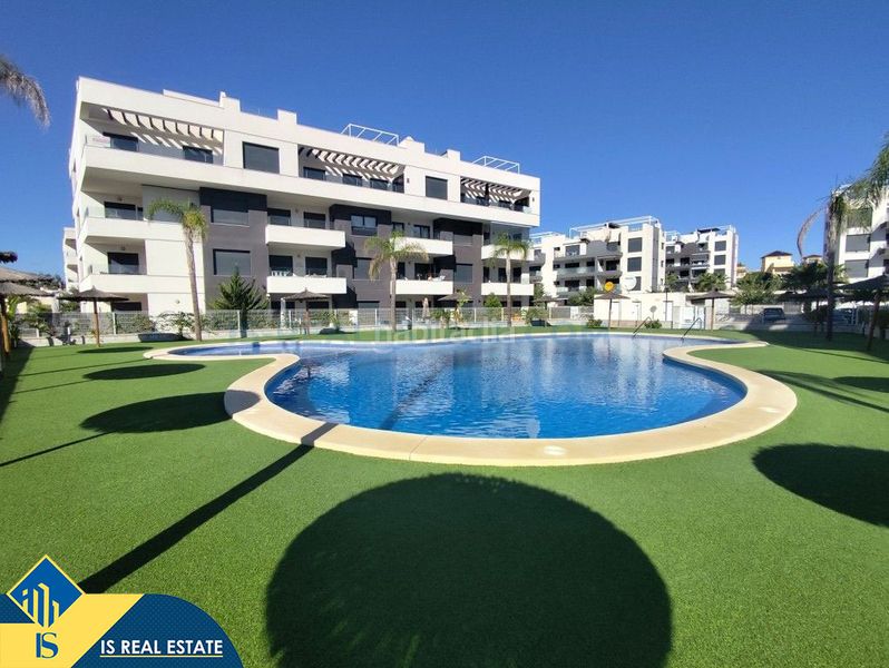 Foto e321d80f-e38f-454c-8a1e-2b7fda059eee. Ático  con piscina comunitaria, en la provincia de alicante, en la ciudad de orihuela costa. 3 habitaciones | 92 m² | a 5,5 kilómet en San Miguel de Salinas