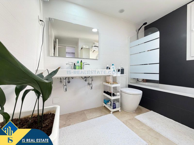 Foto 04b6d59a-3cd7-4b37-9ae5-f9204c9d21a7. Appartement mit heizung parking pool in Punta Prima Torrevieja