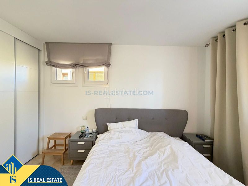Foto 97e3fa39-2d4a-4f23-b890-62760a2dac6a. Appartement mit heizung parking pool in Punta Prima Torrevieja
