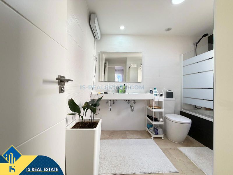 Foto daf782e8-7171-46c8-b7ad-5def14609cc8. Appartement mit heizung parking pool in Punta Prima Torrevieja