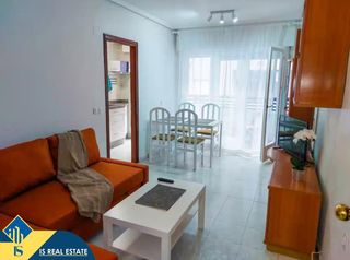 Affitto Piccolo appartamento in Parque Acuático - Sector 25. Apartamento con piscina compartida, en la provincia de alicante,