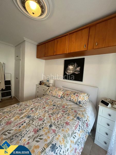 Foto 16a06677-abe6-48d8-a0a2-c53e0b81c75e. Penthouse with fireplace heating in Zona Playa de los Locos Torrevieja