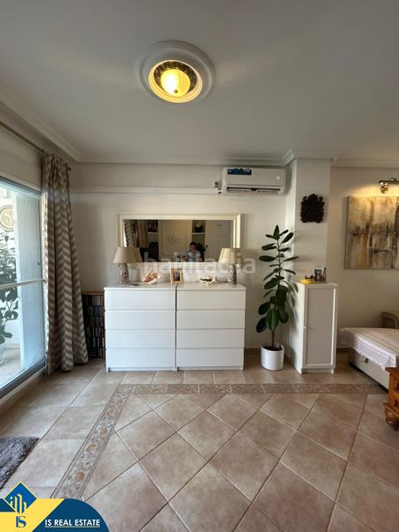 Foto 6260bb54-a236-4f53-8089-9af5b3a1451d. Penthouse with fireplace heating in Zona Playa de los Locos Torrevieja