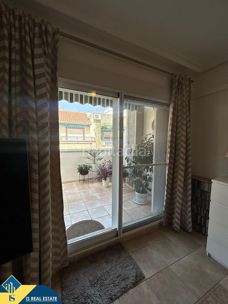 Foto 659c446c-3d40-4921-b5c9-b9b0cd65a457. Penthouse with fireplace heating in Zona Playa de los Locos Torrevieja