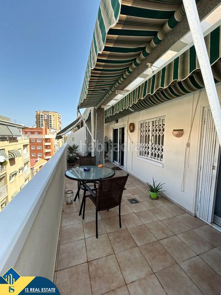Foto 82ca7c3e-419e-4bbd-b379-8d03435ecfb9. Penthouse with fireplace heating in Zona Playa de los Locos Torrevieja