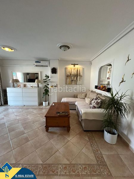 Foto 8974cfcc-4d2b-4081-a566-1264c5aa3781. Penthouse with fireplace heating in Zona Playa de los Locos Torrevieja