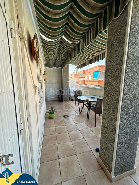 Foto bd25b632-73b5-48c2-b741-a4300f90b6e6. Penthouse with fireplace heating in Zona Playa de los Locos Torrevieja