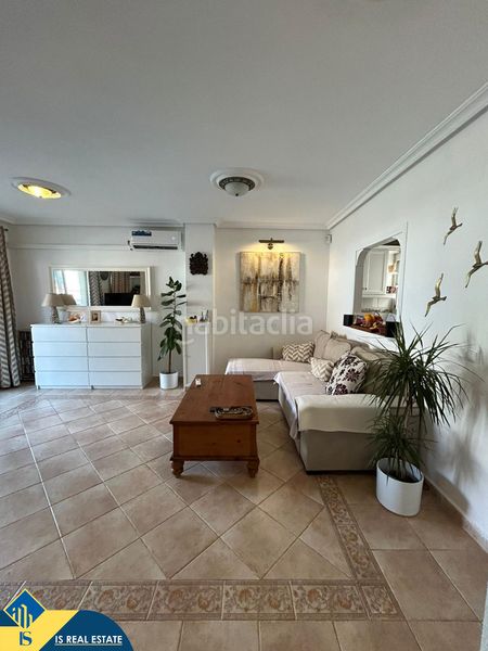 Foto eb4d04f1-f6d2-44b2-9efb-2227373147af. Penthouse with fireplace heating in Zona Playa de los Locos Torrevieja