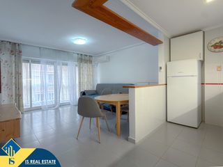 Apartament a Zona Playa del Cura. Apartamento con terraza en venta en la provincia de alicante, to