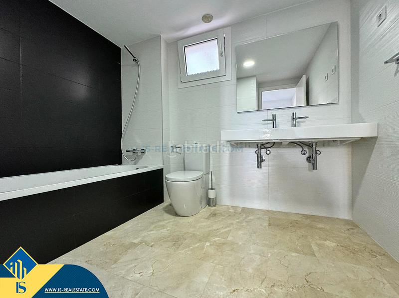 Foto 78965815-09a0-428d-88f7-e928baa7e41f. Piccolo appartamento con riscaldamento parcheggio piscina in Torrevieja