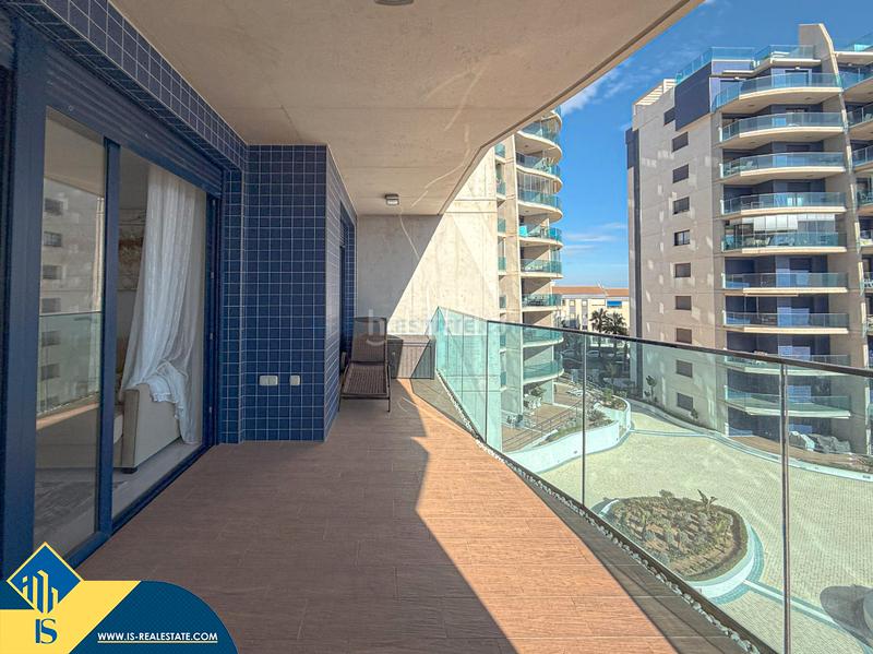 Foto 02a098ff-f9df-42ae-90ce-292718d0b9f5. Appartement avec piscine dans Punta Prima Torrevieja