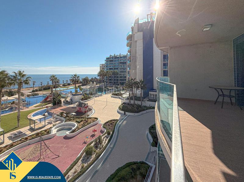 Foto 445b76b9-e406-4b16-8a1c-94d9f3f53ad0. Appartement avec piscine dans Punta Prima Torrevieja