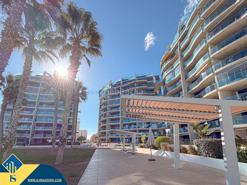 Foto ae6dccb3-8382-42aa-bf0e-b8e4d3fde954. Appartement avec piscine dans Punta Prima Torrevieja