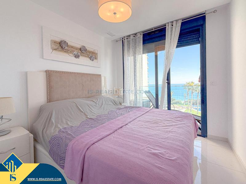 Foto c9e8c53e-7e19-4078-868c-829c582cbd86. Appartement avec piscine dans Punta Prima Torrevieja