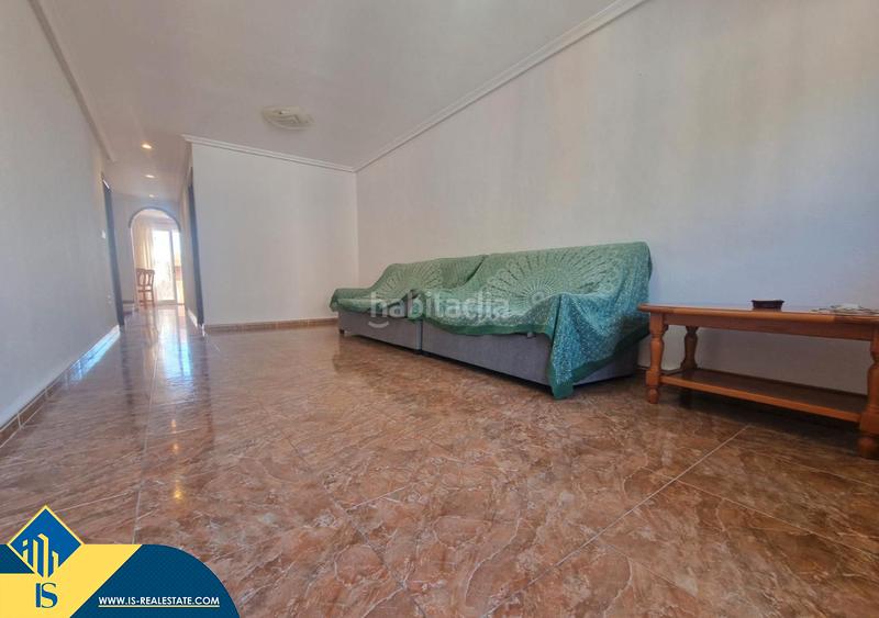 Foto 25ecc6f2-6f09-4fbf-bff0-25ff91ccbe95. Semi detached house with pool in nueva Torrevieja Torrevieja