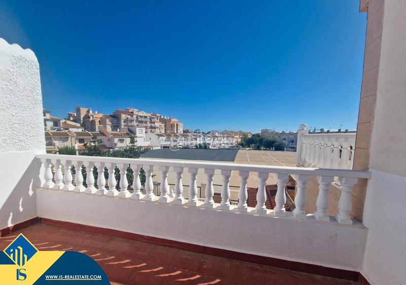 Foto 83eba5b5-3a5d-4f8e-829b-adb1b9fd44ec. Semi detached house with pool in nueva Torrevieja Torrevieja