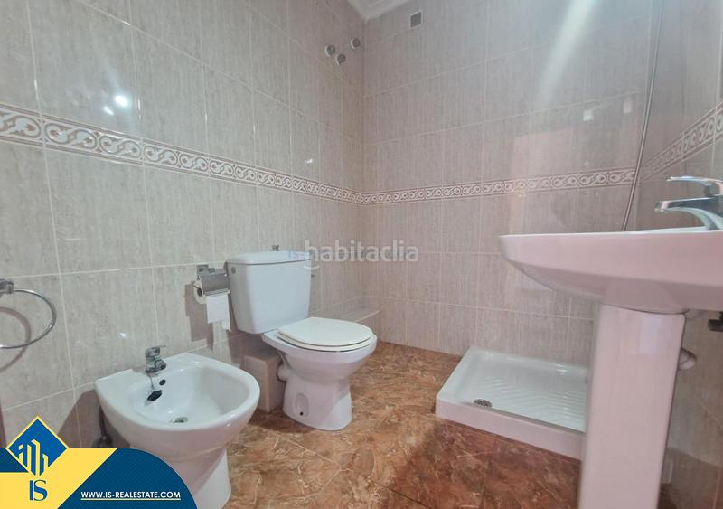 Foto b4d640ab-c5c5-47b6-b64d-0e003d6fa6e0. Semi detached house with pool in nueva Torrevieja Torrevieja