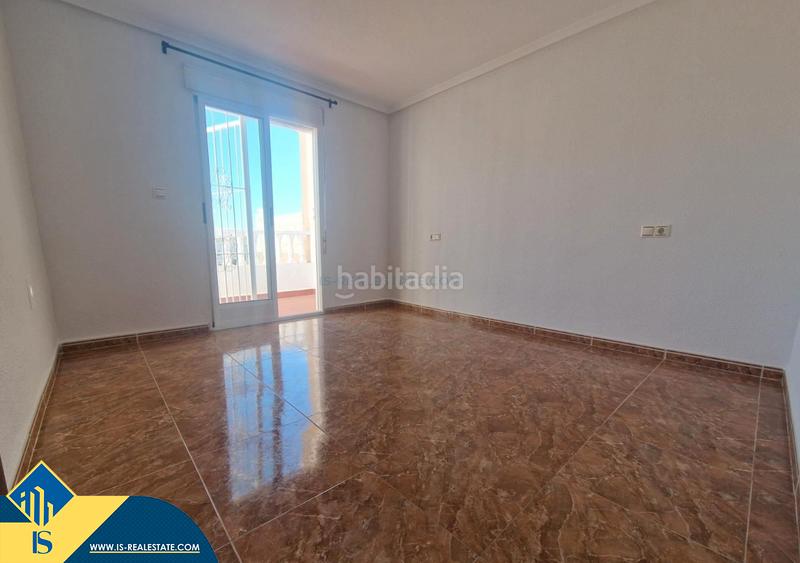 Foto ea3e97a1-b033-4d0f-b8ae-26acb487606b. Semi detached house with pool in nueva Torrevieja Torrevieja