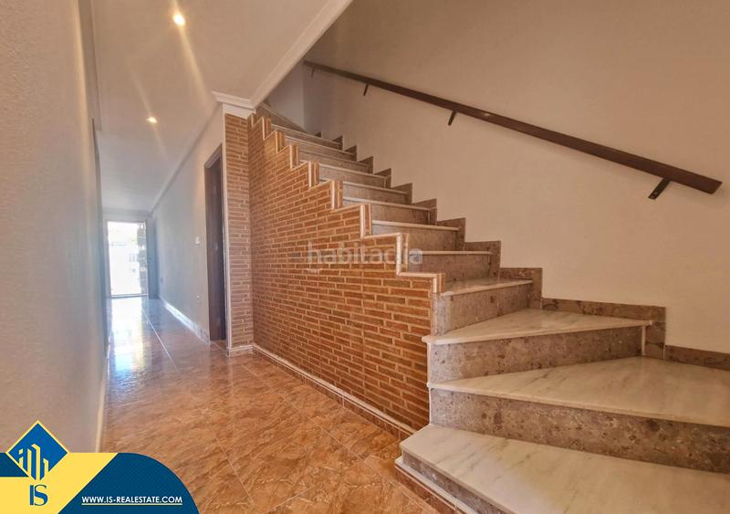 Foto f13b7bb7-9658-4498-ac25-2ec4817ca824. Semi detached house with pool in nueva Torrevieja Torrevieja