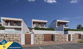 House in Balcón de Finestrat-Terra Marina. Chalet con piscina privada en construcción en finestrat, provinc
